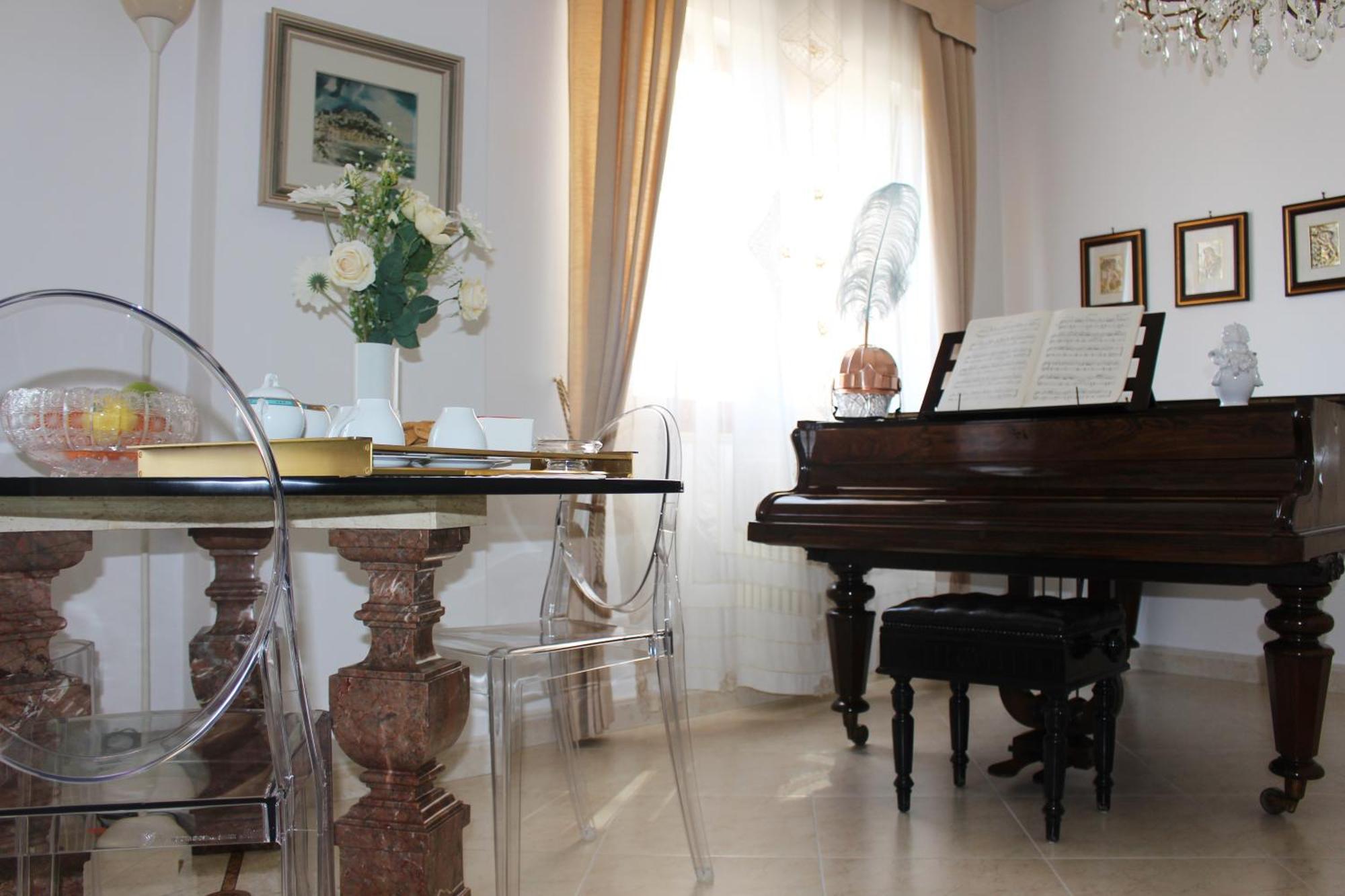 Bed and Breakfast L'Attico Del Centro Матера Экстерьер фото